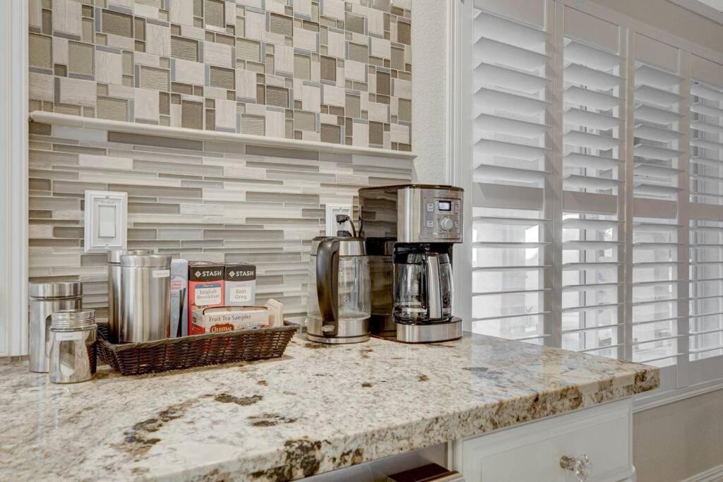 Beautiful 5Br W/King Beds, Pool & Hot Tub, Games Villa Las Vegas Eksteriør bilde